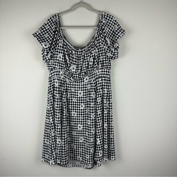 Torrid Black White Checkered Mini Textured Knit Puff Sleeve Skater Dress Size 2X - Picture 3 of 6
